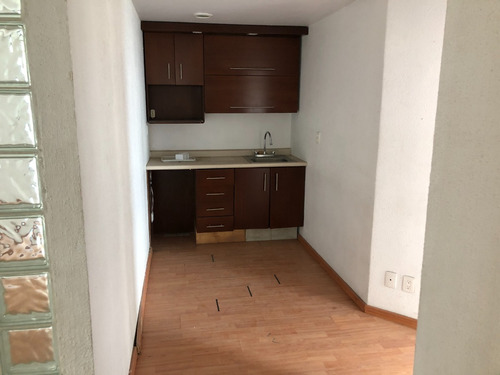 En Renta Oficinas, Edificio Podi 106 , Pachuca De Soto, Hidalgo. - A.c.