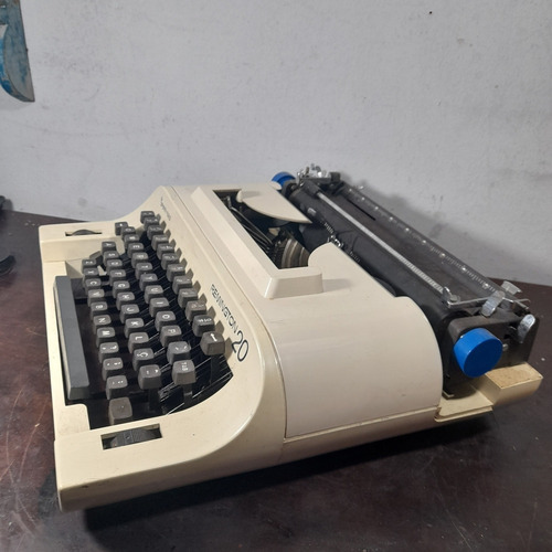 Imagem 4 de 4 de Máquina De Escrever Antiga Decoração Peças. Remington 20