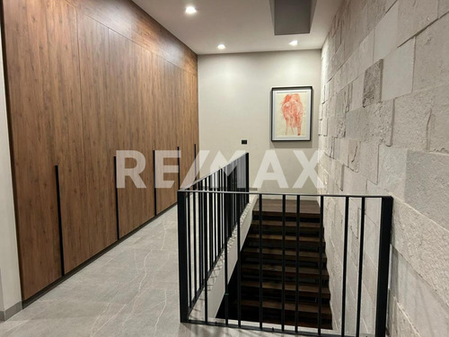 Casa En Venta En Condominio El Campanario Norte