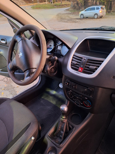 Peugeot Hoggar 1.6 Escapade 106cv Abs