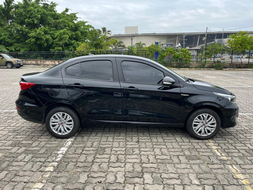 Fiat Cronos 1.3 Drive Flex 4p