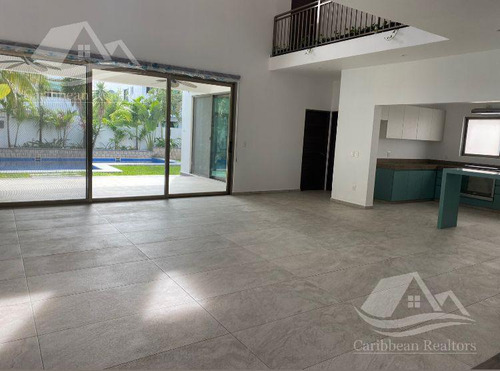 Casa En  Renta En Lagos Del Sol Cancun 3 Rec  B-alrz8374