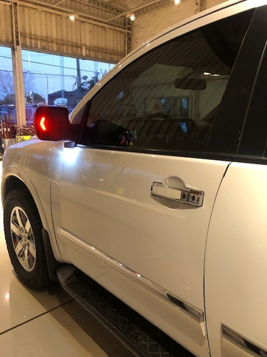 Nissan Armada 5.6 Exclusive 4x4 7 Plazas - Defranco Motors