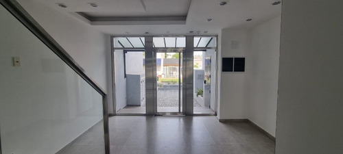 Imagen 4 de 8 de Departamento En Alquiler En Lanus Oeste