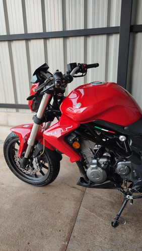 Imagen 11 de 25 de Benelli Tnt 300