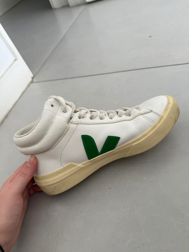 Zapatillas Veja (Usado)