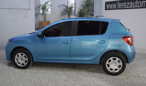 Renault Sandero Dynamique 1.6 16v Nafta 2015 Color Turquesa