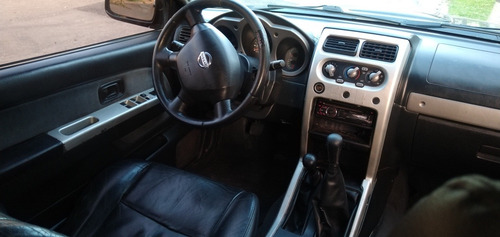 Imagen 9 de 13 de Nissan X-terra 2.8 Se 4x4 2007