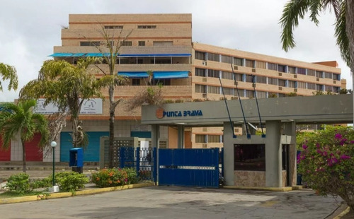 Imagen 2 de 10 de Alquiler Apartamento Centro De Tucacas Con Vista A La Piscina