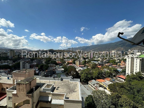 Encantador Apartamento Ubicado En Los Chaguaramos! #25-16072 Ricardo Romero