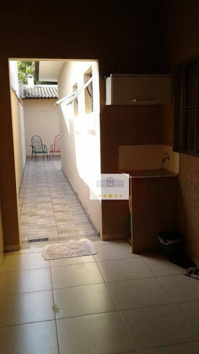Imagem 10 de 10 de Casa Com Ótimo Acabamento, Ampla E Com Edícula Com 2 Cômodos! - Ca1543