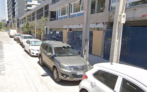 Amplio Local Av. Vicuña Mackenna Oriente
