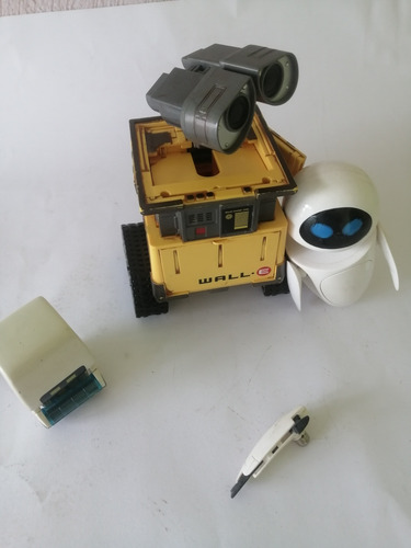 Thinkway Disney/pixar Wall-e Robots M-o Eve Clean N Go Toy (Usado)