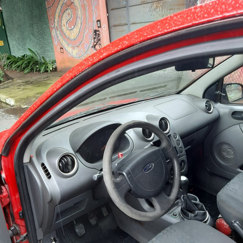 Fiesta 2004 Completo $ 13.900 Ou $ 1.900 + 24 X 661,00