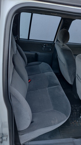 Imagem 5 de 12 de Chevrolet S10 2011 2.4 Rodeio Cab. Dupla 4x2 Flexpower 4p