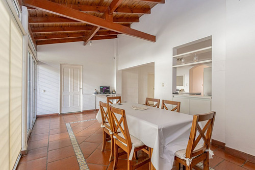 Venta Casa Villa Tesei 3 Amb Imperdible Como Nueva