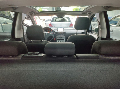Imagen 8 de 10 de Peugeot 308 Allure Nav 1.6 Hdi 2014