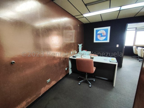Venta De Funcional Oficina En El Ccct