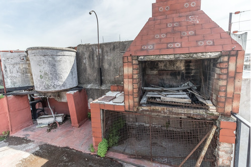 Imagen 29 de 30 de Ph 2 Ambientes Parque Chacabuco Primer Piso Con Terraza