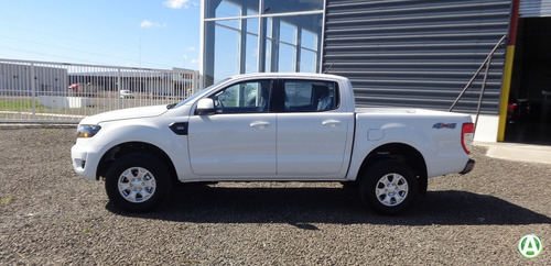Ford Ranger Xls Dc 4x4 Mt 3.2 L 200 Cv 0 Km.