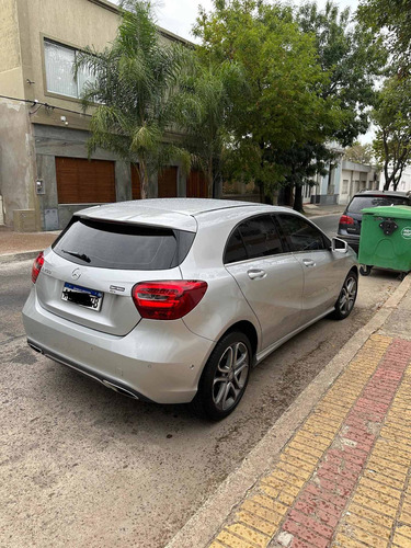 Imagen 3 de 7 de Mercedes-benz Clase A 1.6 A 200 At Urban 156cv Thermotronic