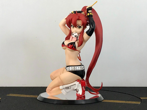 Yoko 1/5 Tengen Toppa Gurren Lagann Com Caixa (Usado)