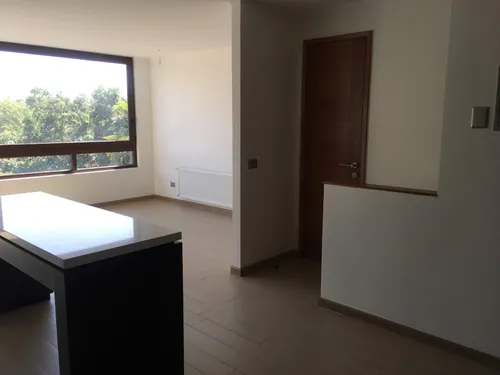 Townhouse, Departamento De Tres Niveles Con Azotea Privada