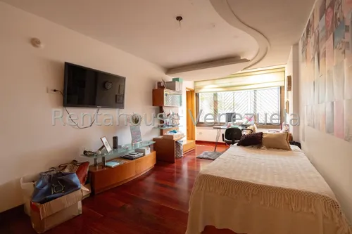 Altamira Casa En Alquiler