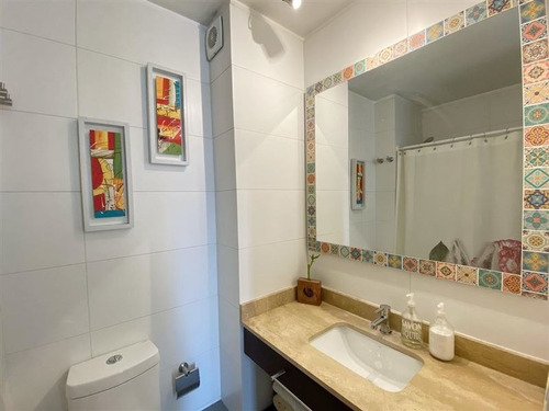 Departamento En Venta De 2 Dorm. En Las Condes