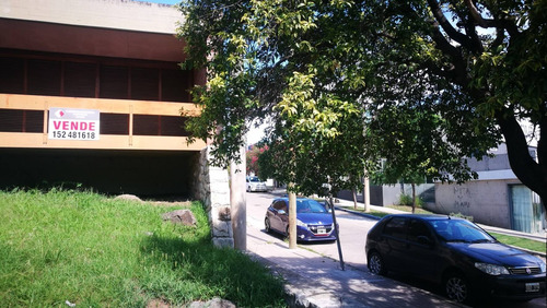 Casas 4 Dormitorios Cerro De Las Rosas Venta Rec. Menor