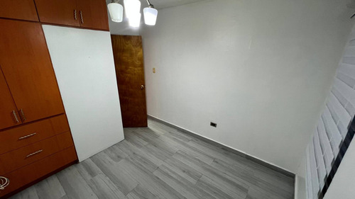 Venta De Apartamento. Res. Paso Real, San Diego.