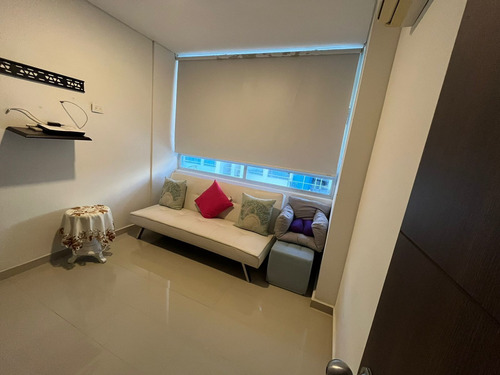 Imagen 14 de 15 de Venta De Apartamento En El Cabrero - Porto Castello.