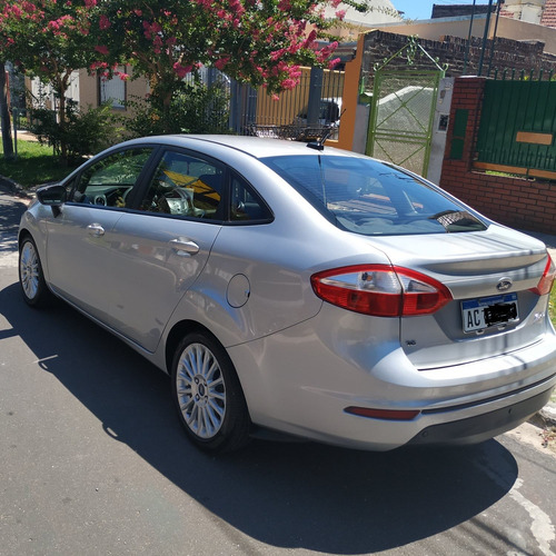 Ford Fiesta Se Plus 1.6 Gnc