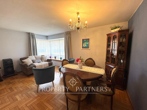 Cómoda Y Amplia Casa En Venta, Lomas De Mirasur.