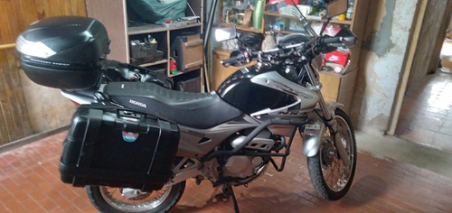 Imagen 8 de 14 de Honda Falcon 400