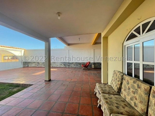Imagen 4 de 10 de Casa En Venta En Campo Maraven Punto Fijo. Cod: 22-20711