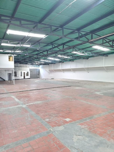 Imagen 16 de 30 de Venta Galpón En Los Ruices Zona Altamente Comercial E Industrial, Ideal Bodegones, Supermercados, Concesionarios. Roca Inmobiliaria +58-414-2702372
