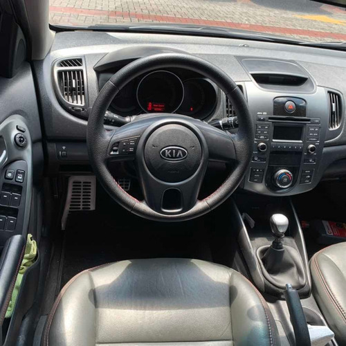 Kia Cerato Forte 1.6 Mecanico