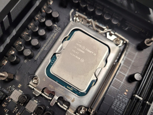 Imagen 2 de 2 de Procesador Intel Alderlake Core I5 12600k S 1700 10 Nucleos
