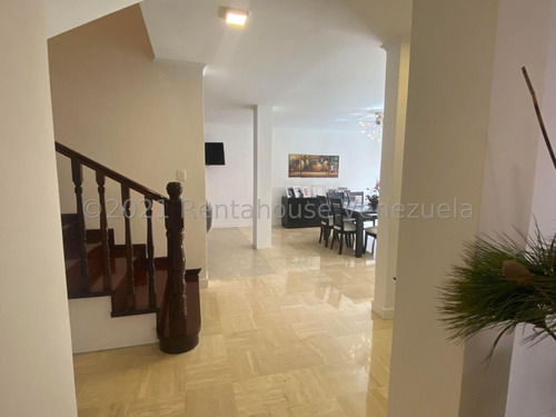 Imagen 3 de 30 de Espectacular Casa Totalmente Remodelada Los Naranjos Del Cafetal Anais 22-7139