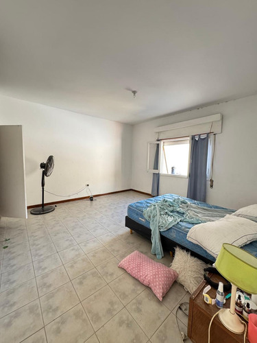 Lote / Terreno En Venta Frente A Plaza Jeronimo Del Barco, Rinde 1260 M2