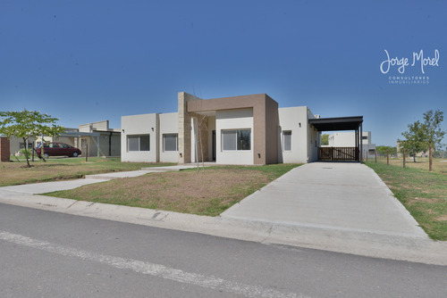 Casa Interno #100-200 - San Sebastian - Area 2 - 875m2 #id 661