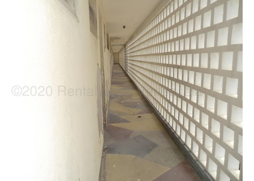 Imagen 9 de 18 de Mo Vende Hotel En La Guaira #23 - 31820