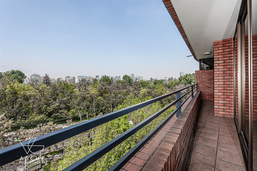Departamento En Venta De 3 Dorm. En Vitacura