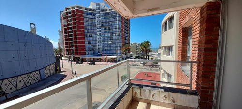 Imagen 3 de 11 de Apartamento En Venta Con Garage En Punta Del Este, Península