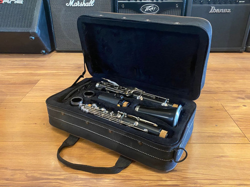 Clarinete Eagle Cl04n Sib - Em Bom Estado