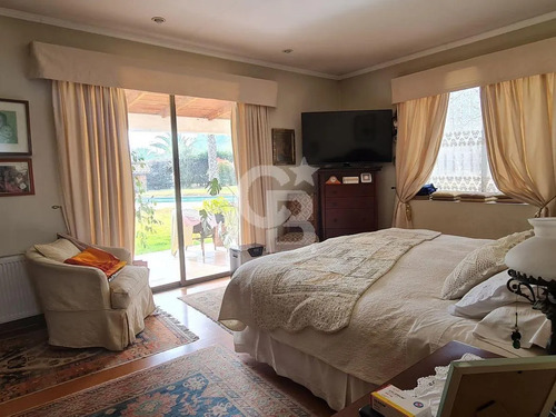Espectacular Casa Venta/gran Quincho C. De Tango Cbg