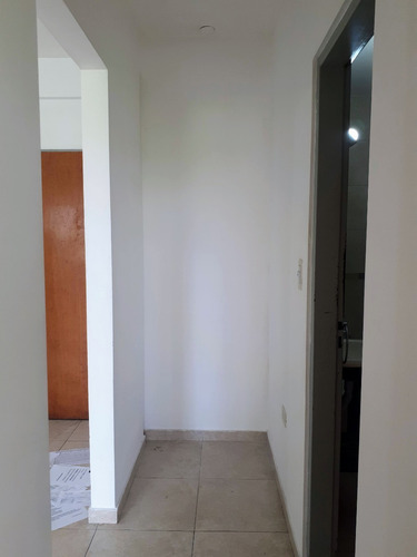 Imagen 12 de 18 de Departamento 2 Ambientes La Plata