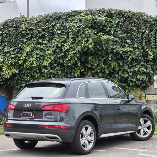 Audi Q5 2.0 TFSI 252HP QUATTRO ST AMBITION COMO NUEVA