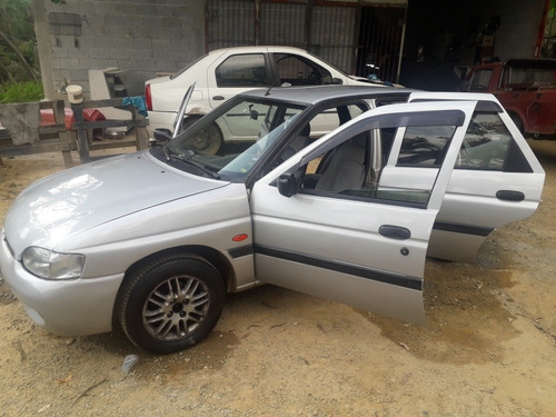 Ford Escort 2000 1.6 Gl 5p Hatch